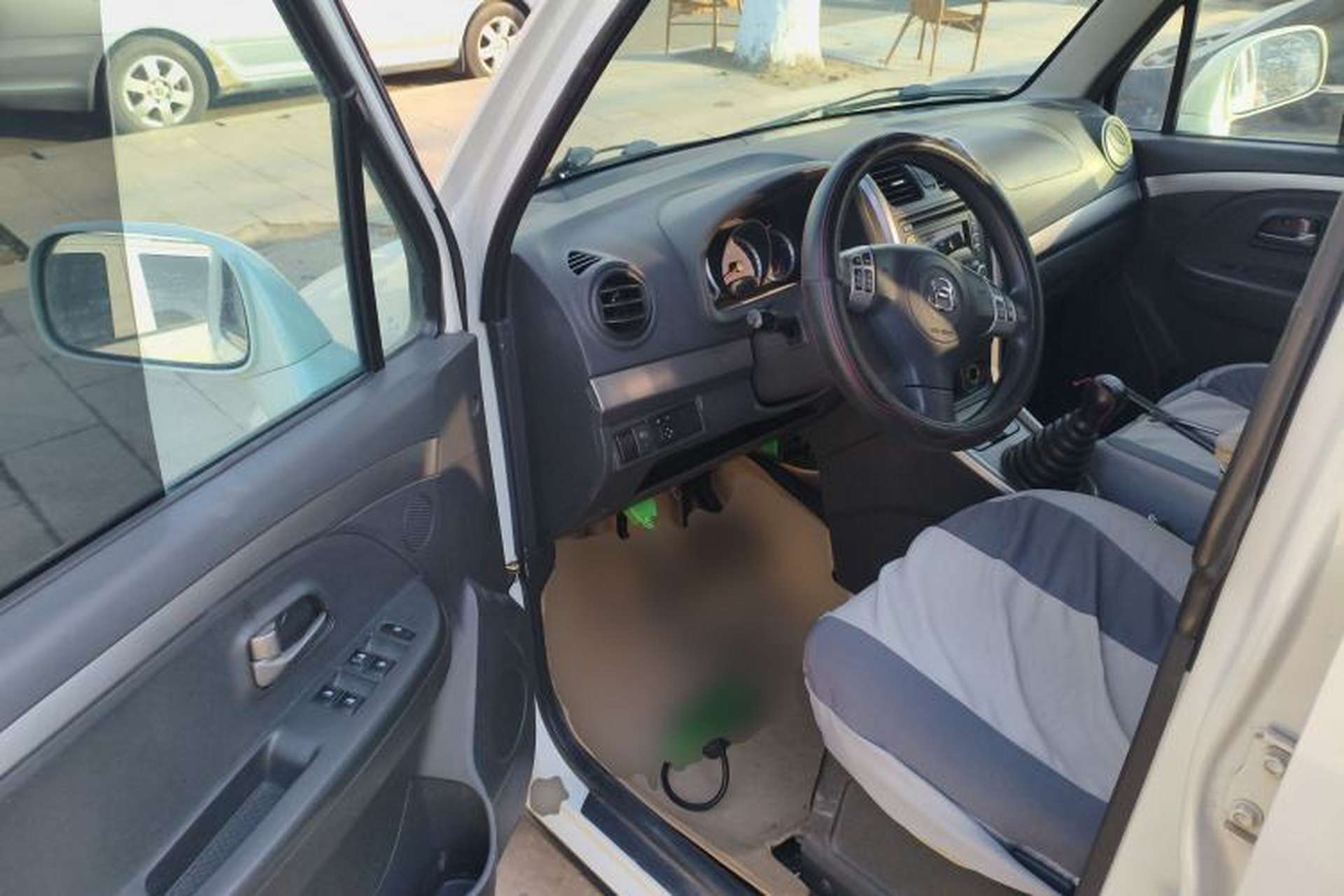 Used Suzuki Wagon R X5 2013 Cruise Edition 1.4L VVT Standard Model Interior 3