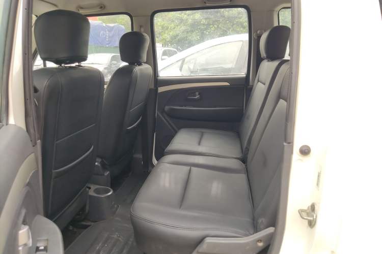 Used Suzuki Wagon R X5 2013 Revised Version 1.4L VVT Cruise Edition Interior 4