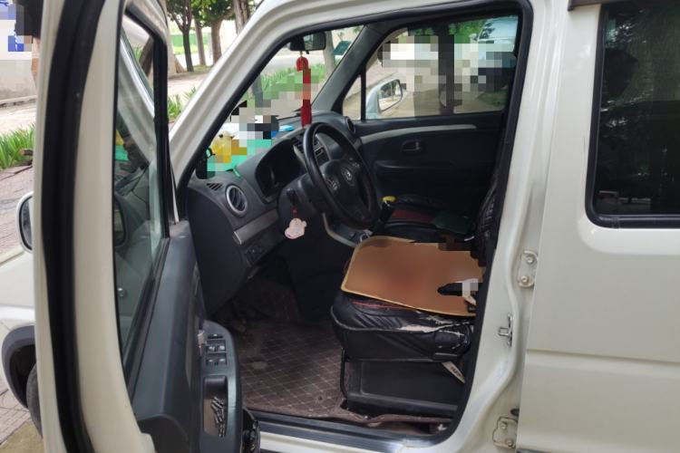 Used Suzuki Wagon R X5 2013 Revised Version 1.4L VVT Cruise Edition Left Front Seat