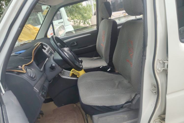 Used Suzuki Wagon R X5 2013 Revised Version 1.4L VVT Cruise Edition Left Front Seat