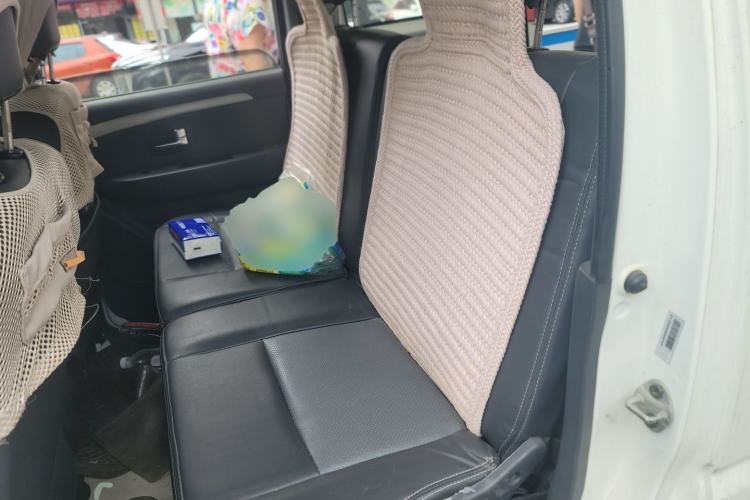 Used Suzuki Wagon R X5 2013 Cruise Edition 1.4L VVT Luxury Model China IV Standard Left Rear Seat