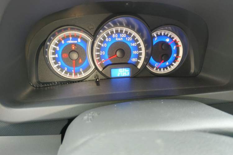 Used Suzuki Wagon R X5 2013 Revised Version 1.4L VVT Cruise Edition Odometer Close Up
