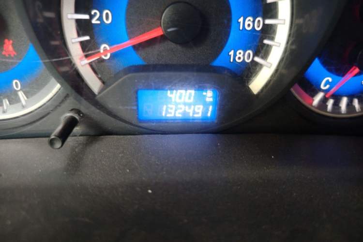 Used Suzuki Wagon R X5 2013 Revised Version 1.4L VVT Cruise Edition Odometer Close Up