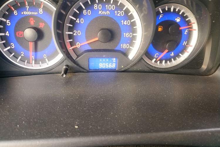 Used Suzuki Wagon R X5 2013 Revised Version 1.4L VVT Cruise Edition Odometer Close Up