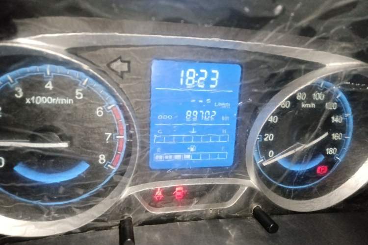 Used Suzuki Wagon R X5 2013 Revised Version 1.4L VVT Cruise Edition Odometer Close Up