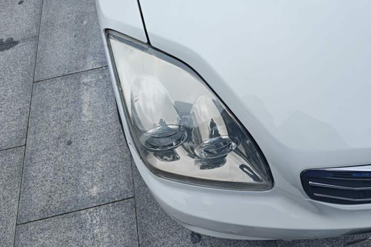 Used Suzuki Wagon R X5 2013 Revised Version 1.4L VVT Cruise Edition Right Front Headlight