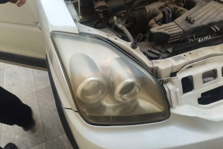 Used Suzuki Wagon R X5 2013 Cruise Edition 1.4L VVT Luxury Model China IV Standard Right Front Headlight