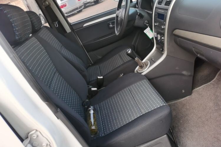Used Suzuki Wagon R X5 2013 Revised Version 1.4L VVT Cruise Edition Right Front Seat