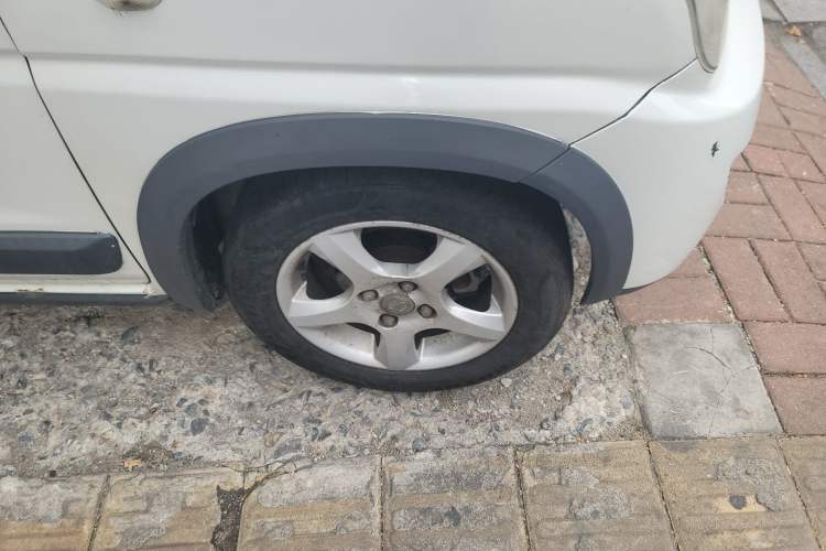 Used Suzuki Wagon R X5 2013 Cruise Edition 1.4L VVT Luxury Model China IV Standard Right Front Wheel Hub