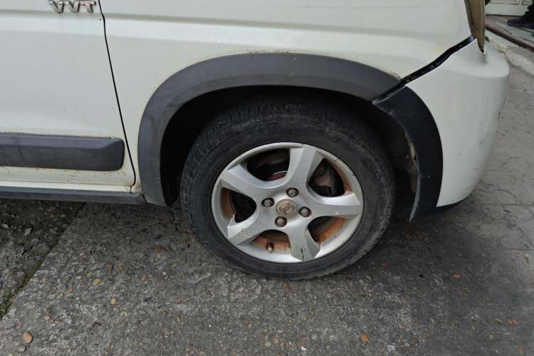 Used Suzuki Wagon R X5 2013 Cruise Edition 1.4L VVT Standard Model Right Front Wheel Hub