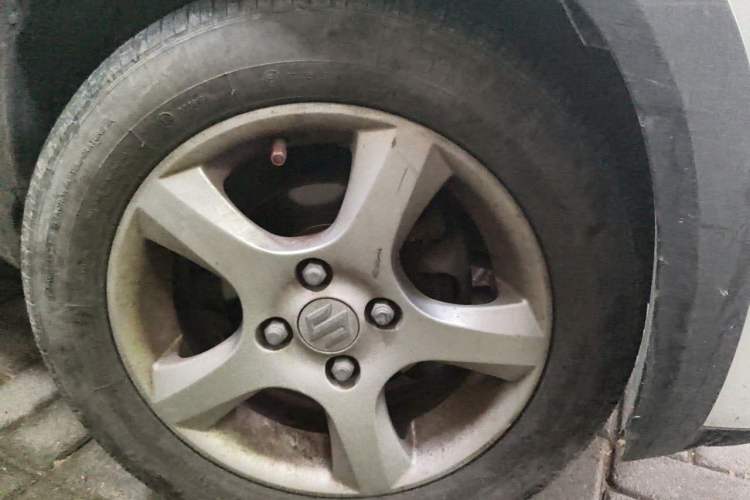 Used Suzuki Wagon R X5 2013 Cruise Edition 1.4L VVT Luxury Model China IV Standard Right Front Wheel Hub