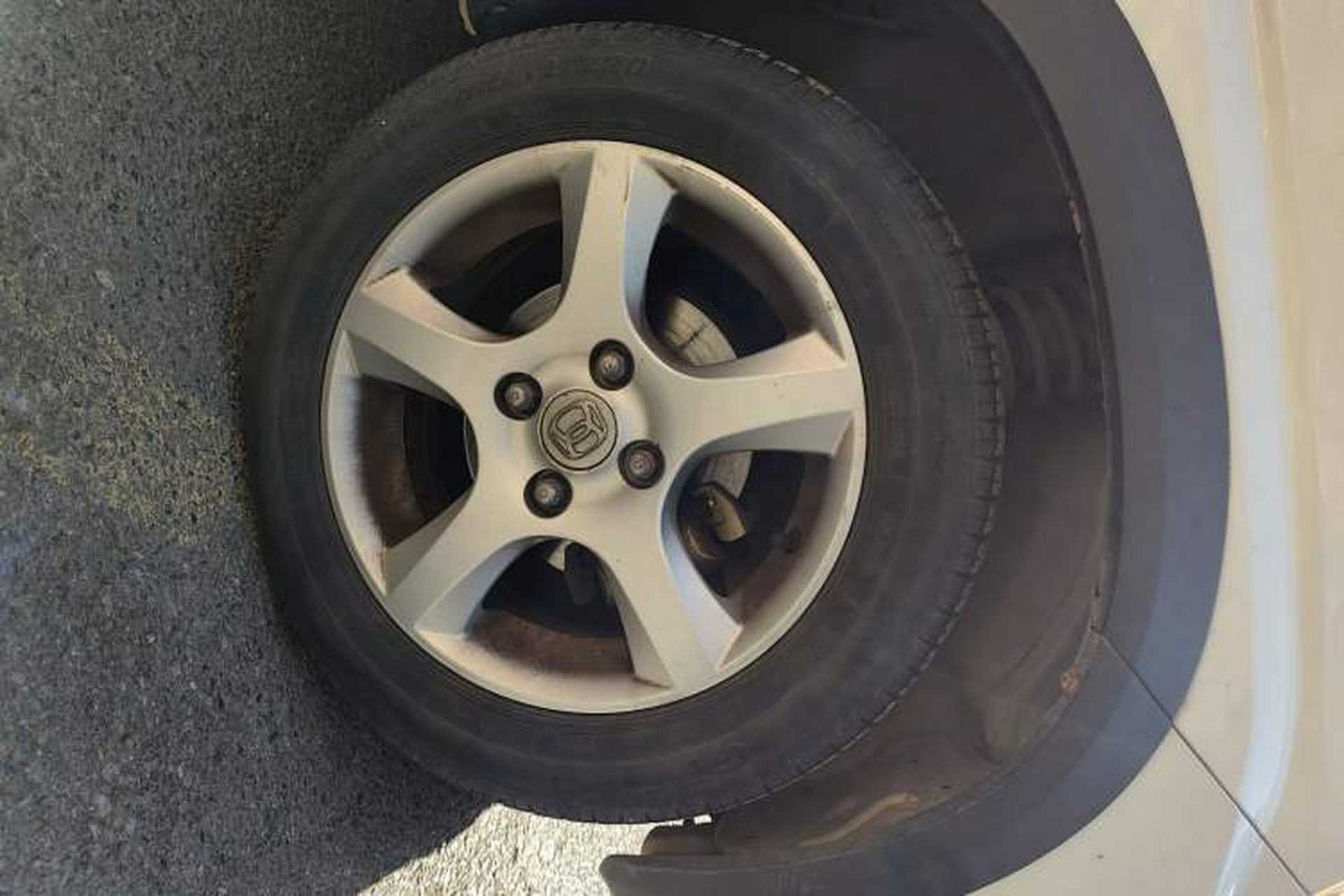 Used Suzuki Wagon R X5 2013 Facelift 1.4L Luxury Edition Right Front Wheel Hub