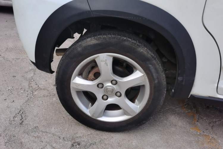 Used Suzuki Wagon R X5 2013 Revised Version 1.4L VVT Cruise Edition Right Rear Wheel Hub
