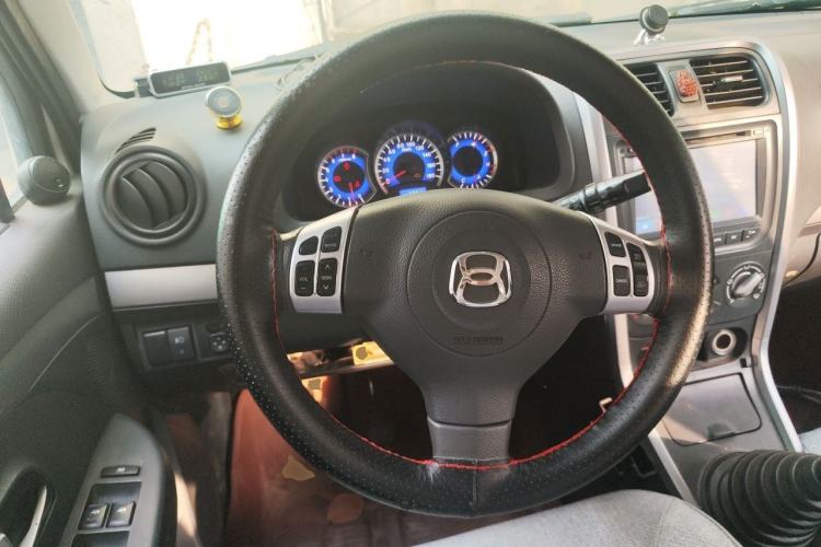Used Suzuki Wagon R X5 2013 Cruise Edition 1.4L VVT Standard Model Steering Wheel