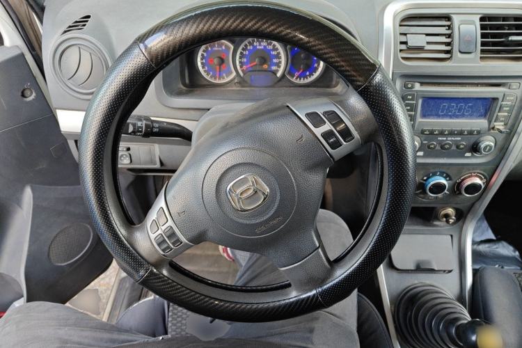 Used Suzuki Wagon R X5 2013 Cruise Edition 1.4L VVT Standard Model Steering Wheel