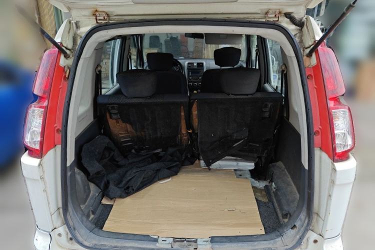 Used Suzuki Wagon R X5 2013 Cruise Edition 1.4L VVT Standard Model Trunk