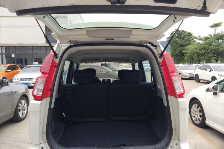 Used Suzuki Wagon R X5 2013 Revised Version 1.4L VVT Cruise Edition Trunk