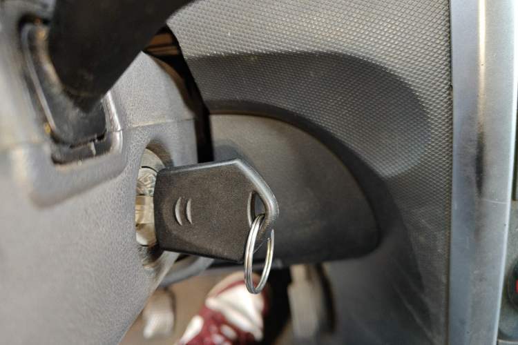 Used Suzuki Wagon R X5 2013 Cruise Edition 1.4L VVT Standard Model Vehicle Key