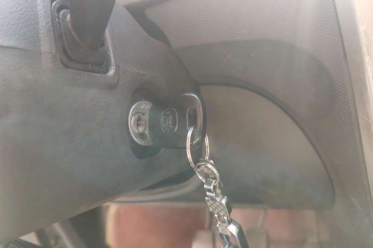 Used Suzuki Wagon R X5 2013 Revised Version 1.4L VVT Cruise Edition Vehicle Key