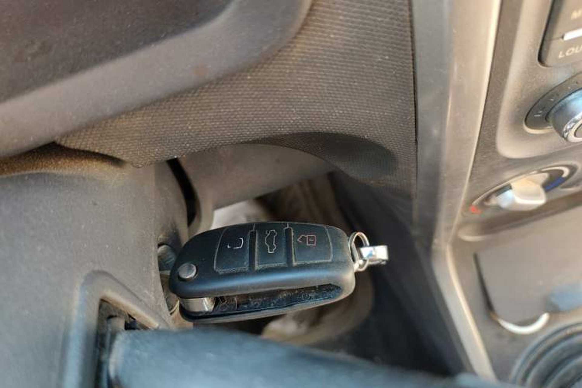 Used Suzuki Wagon R X5 2013 Facelift 1.4L Luxury Edition Vehicle Key