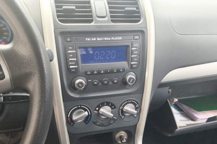 Used Suzuki Wagon R X5 2015 1.4L Cruise Model China IV Audio And AC Panel