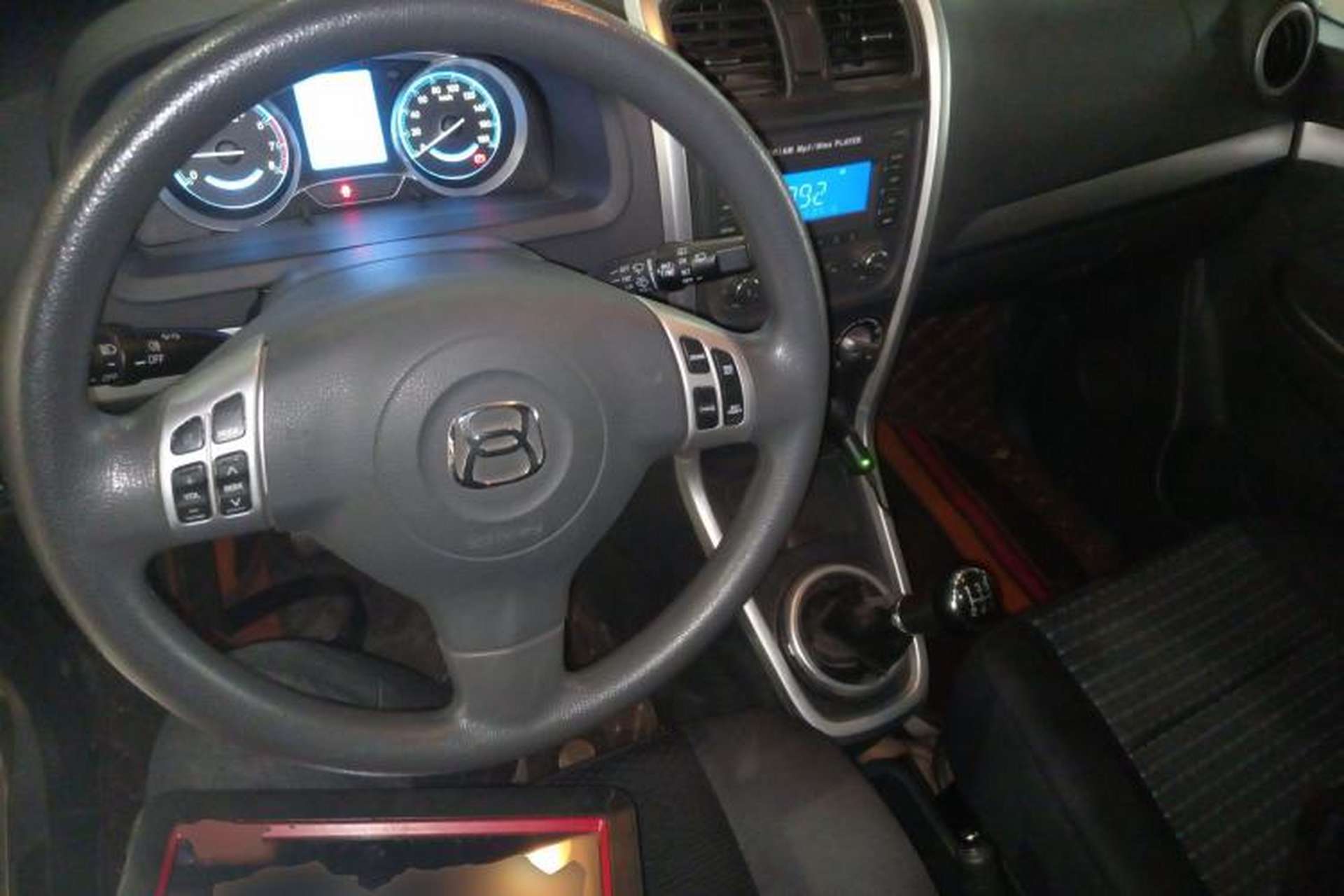 Used Suzuki Wagon R X5 2015 1.4L Flagship Model China V Standard Center Console