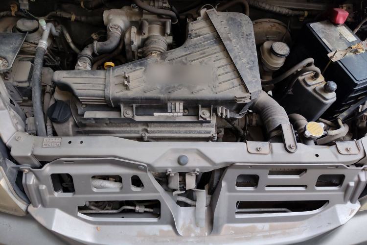 Used Suzuki Wagon R X5 2015 1.4L Flagship Model China V Standard Engine Bay
