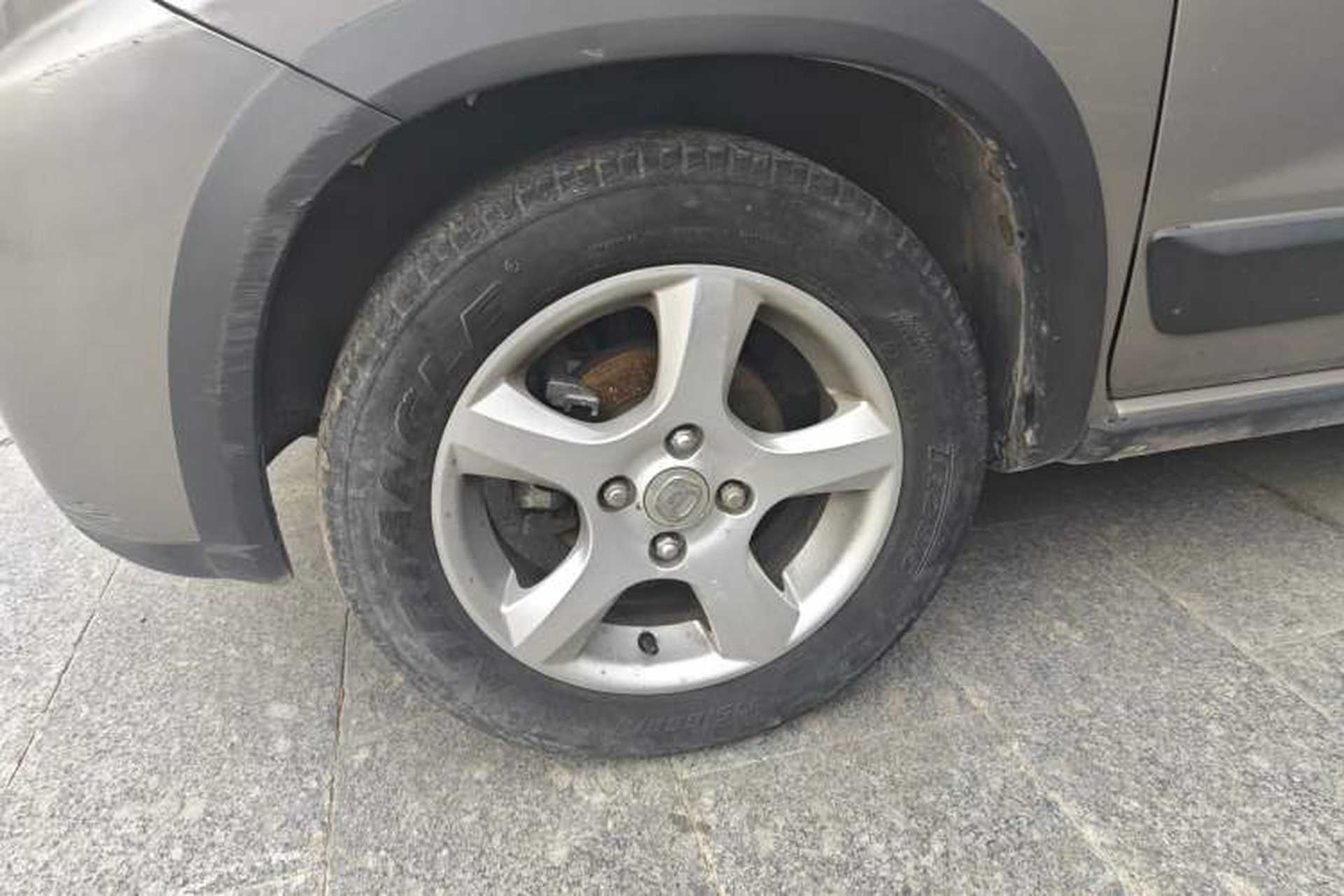 Used Suzuki Wagon R X5 2015 1.4L Flagship Model China V Standard Exterior 4