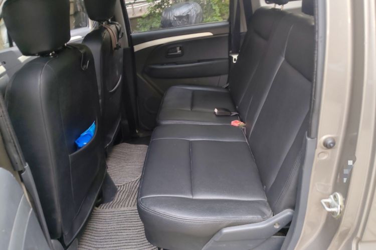 Used Suzuki Wagon R X5 2015 1.4L Flagship Model China V Standard Interior 4