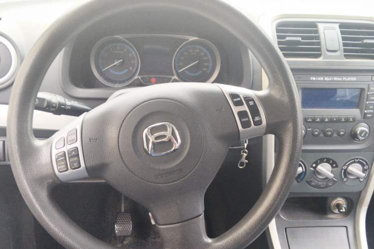 Used Suzuki Wagon R X5 2015 1.4L Cruise Model China IV Steering Wheel