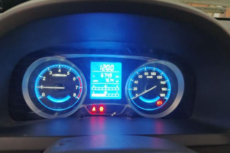 Used Suzuki Wagon R X5 2015 1.4L Cruise Model China IV Instrument Cluster