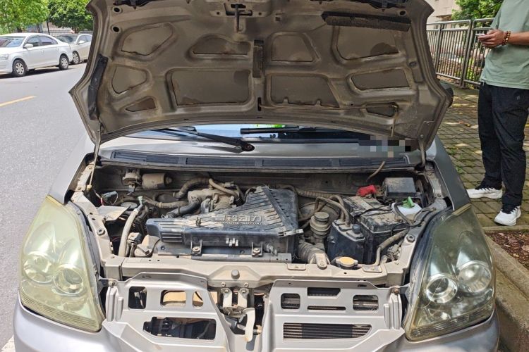 Used Suzuki Wagon R X5 2015 1.4L Cruise Model China IV Engine Bay