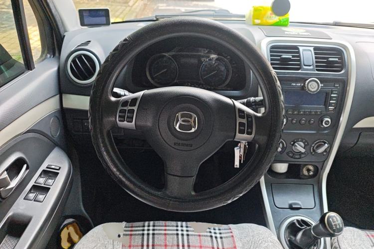 Used Suzuki Wagon R X5 2015 1.4L Cruise Model China IV Steering Wheel