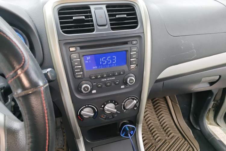Used Suzuki Wagon R X5 2015 1.4L Cruise Model China IV Audio And AC Panel