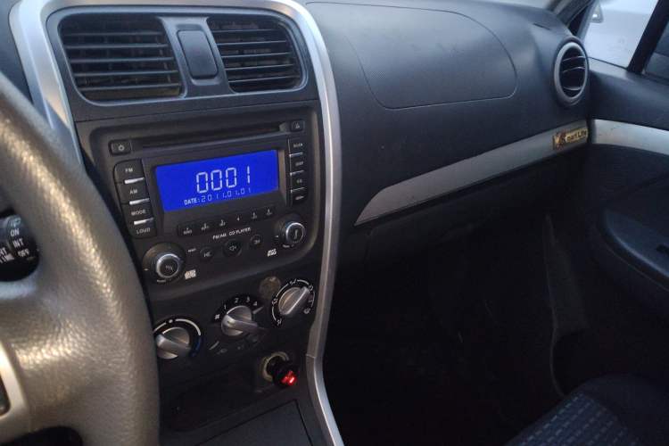 Used Suzuki Wagon R X5 2015 1.4L Cruise Model China IV Audio And AC Panel