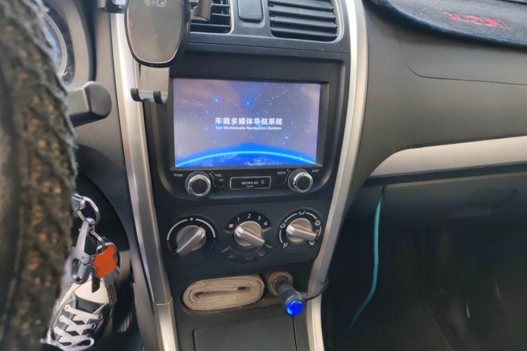 Used Suzuki Wagon R X5 2015 1.4L Flagship Model China V Standard Audio And AC Panel