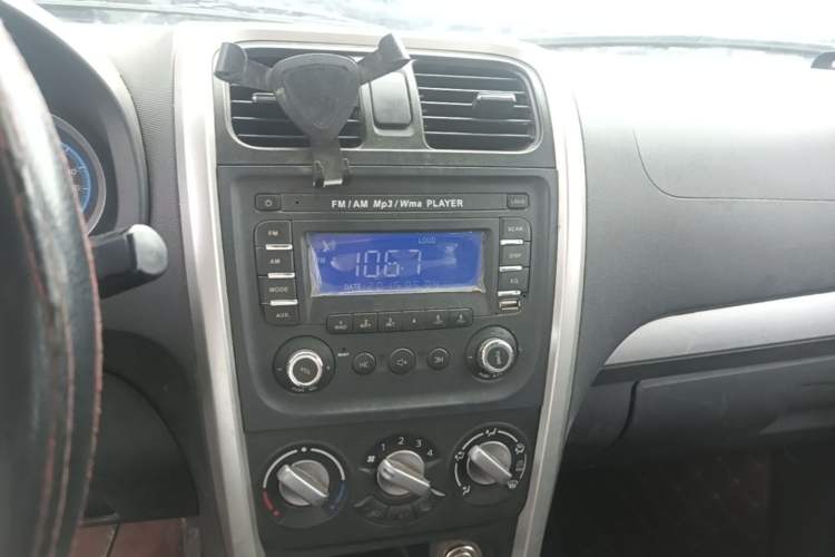 Used Suzuki Wagon R X5 2015 1.4L Cruise Model China IV Audio And AC Panel