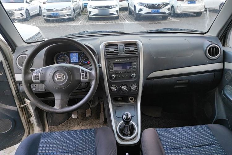 Used Suzuki Wagon R X5 2015 1.4L Flagship Model China V Standard Center Console
