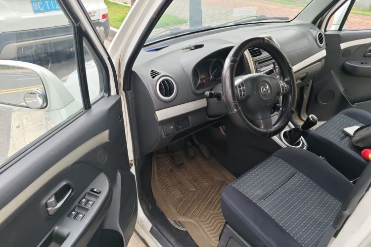 Used Suzuki Wagon R X5 2015 1.4L Cruise Model China IV Driver Seat