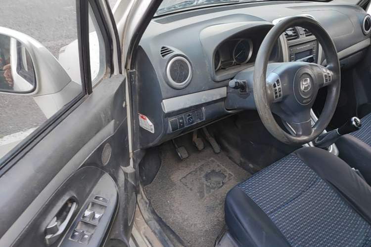 Used Suzuki Wagon R X5 2015 1.4L Flagship Model China V Standard Driver Seat