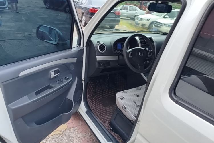 Used Suzuki Wagon R X5 2015 1.4L Cruise Model China IV Driver Seat