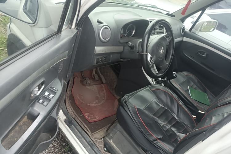 Used Suzuki Wagon R X5 2015 1.4L Cruise Model China IV Driver Seat