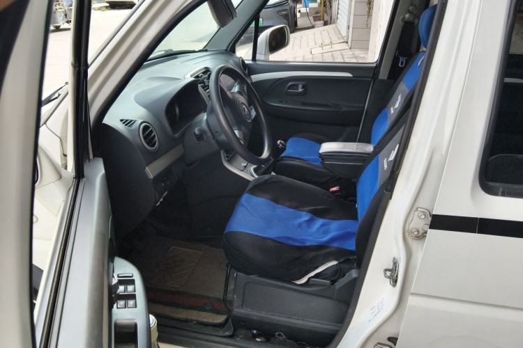 Used Suzuki Wagon R X5 2015 1.4L Cruise Model China IV Driver Seat