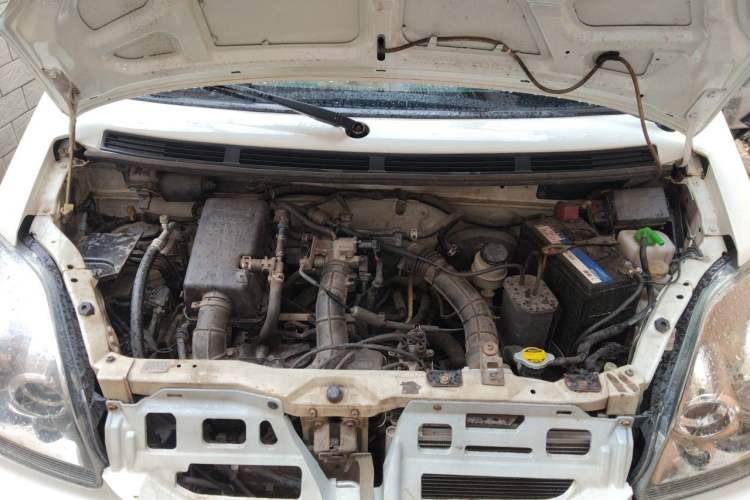 Used Suzuki Wagon R X5 2015 1.0L Elite Model Engine Bay