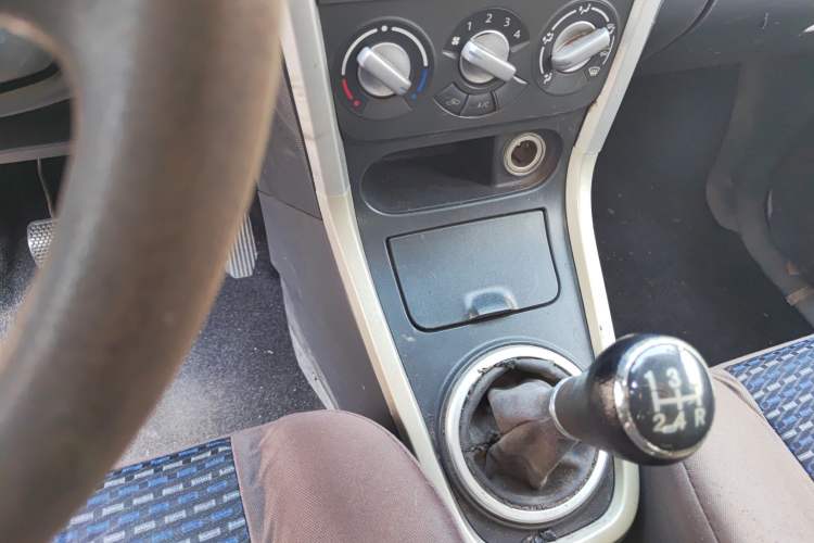 Used Suzuki Wagon R X5 2015 1.4L Luxury Model Gear Lever