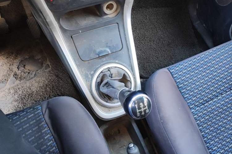 Used Suzuki Wagon R X5 2015 1.4L Flagship Model China V Standard Gear Lever