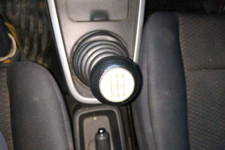 Used Suzuki Wagon R X5 2015 1.0L Elite Model Gear Lever