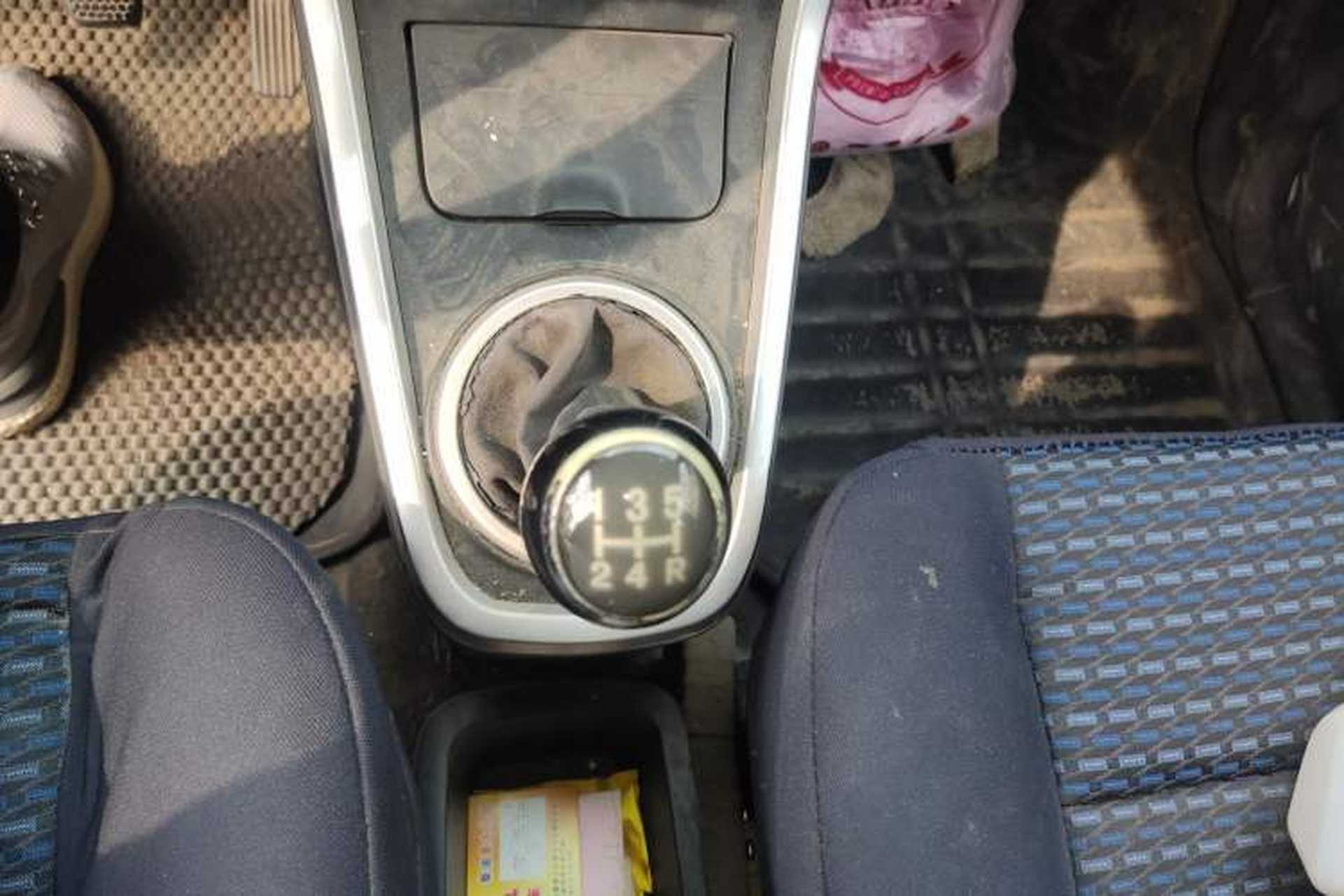 Used Suzuki Wagon R X5 2015 1.4L Flagship Model China V Standard Gear Lever