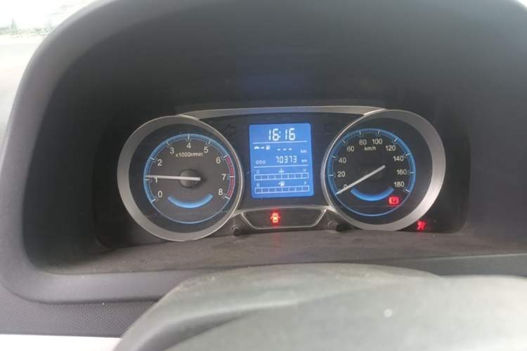 Used Suzuki Wagon R X5 2015 1.4L Cruise Model China IV Instrument Cluster