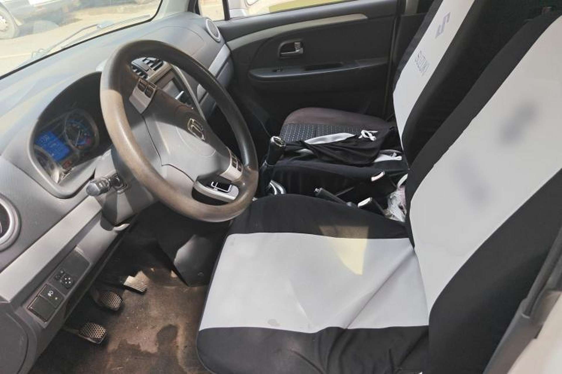 Used Suzuki Wagon R X5 2015 1.4L Cruise Model China IV Left Front Seat
